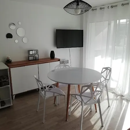 Apartment Le Saint Amand, Cabine, Agreable Terrasse Sud *